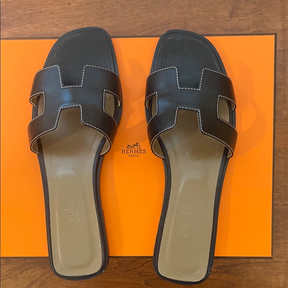 Hermes Oran sandals